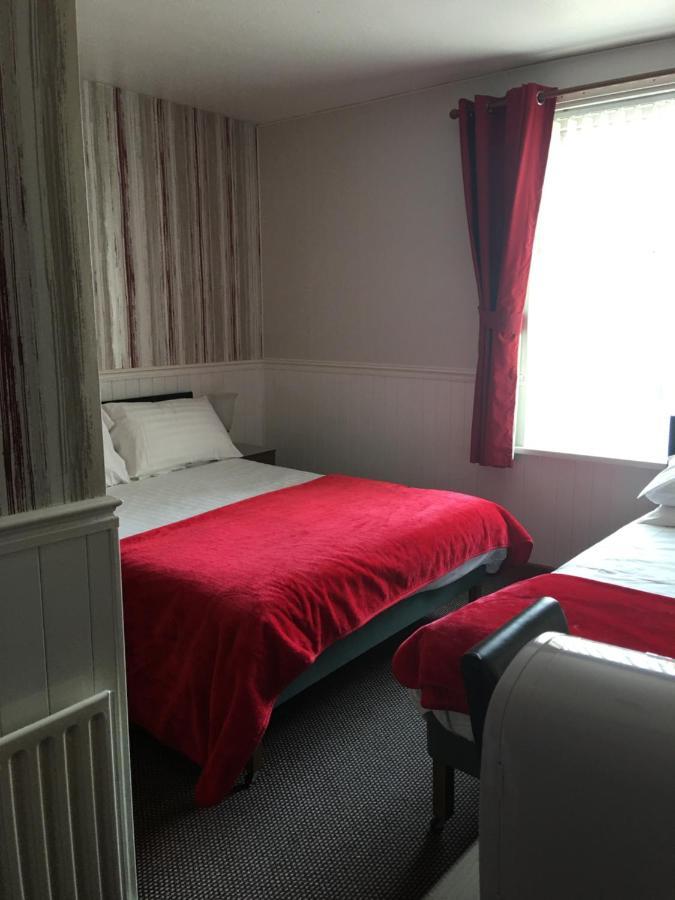 Kingscliff Bed & Breakfast Блекпул Екстериор снимка
