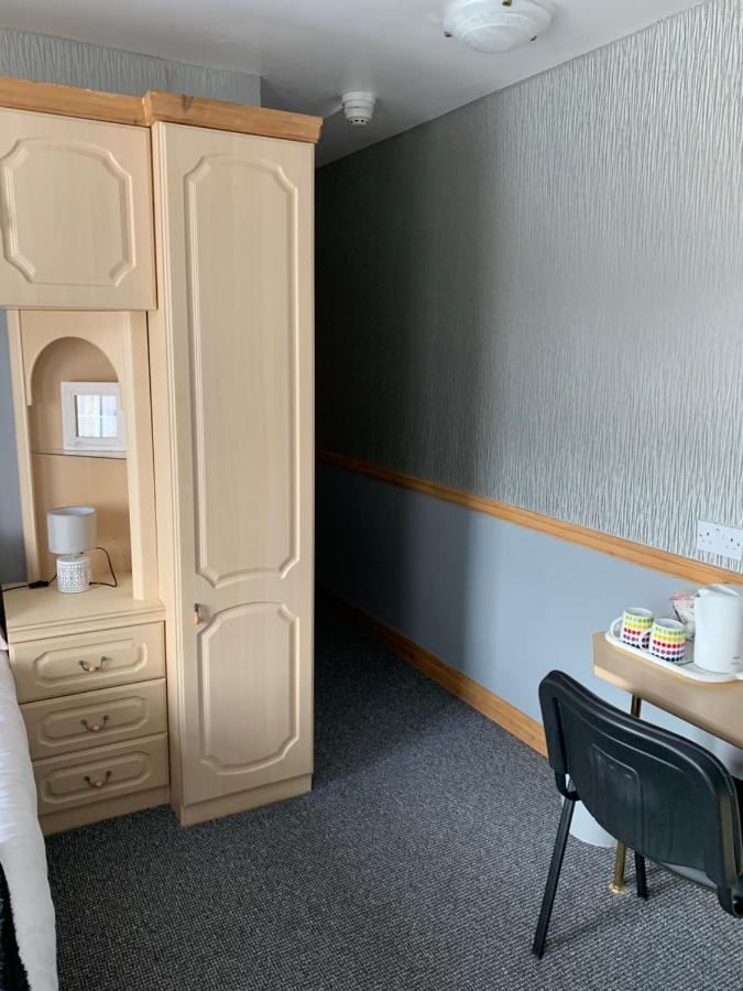 Kingscliff Bed & Breakfast Блекпул Екстериор снимка