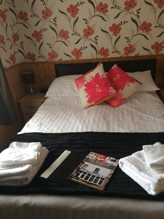 Kingscliff Bed & Breakfast Блекпул Екстериор снимка