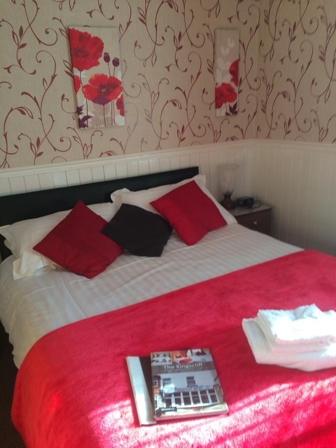 Kingscliff Bed & Breakfast Блекпул Екстериор снимка