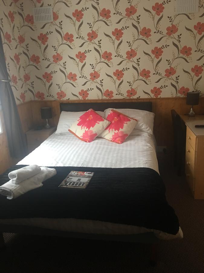 Kingscliff Bed & Breakfast Блекпул Екстериор снимка