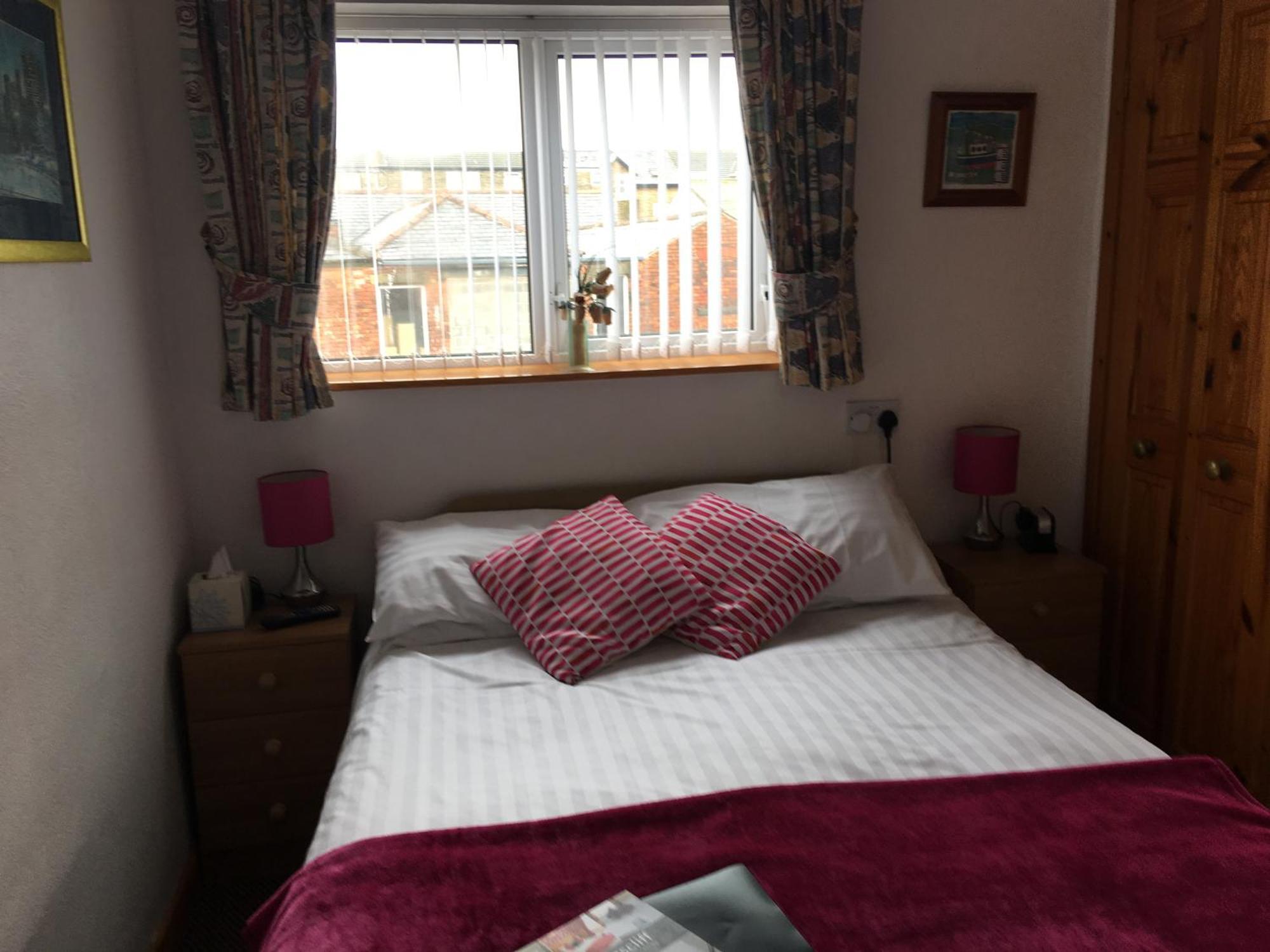 Kingscliff Bed & Breakfast Блекпул Екстериор снимка
